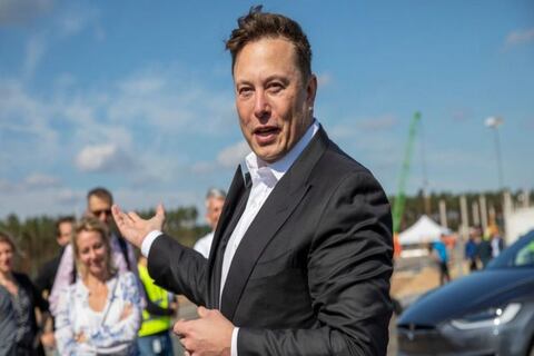 Acciones de Tesla encumbran a Elon Musk como el hombre más rico del mundo