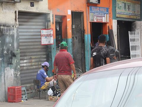 Guayaquil: 27 locales cerrados en la calle Rumichaca en el cuarto operativo de control del espacio público 