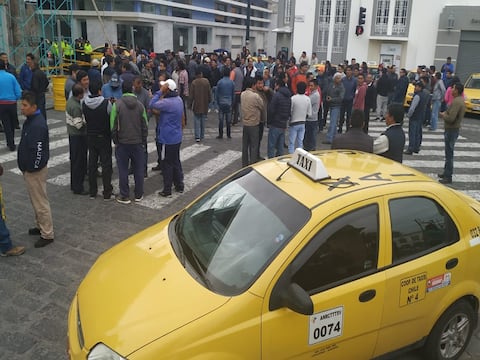 Taxistas definirán movilizaciones por incumplimiento en pago de compensaciones