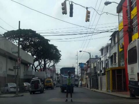 Ecuador registra inconvenientes con el servicio eléctrico