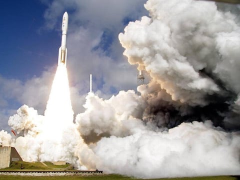Legisladores de EE.UU. quieren crear una fuerza espacial