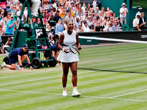 Serena Williams alcanza las semifinales de Wimbledon por duodécima ocasión