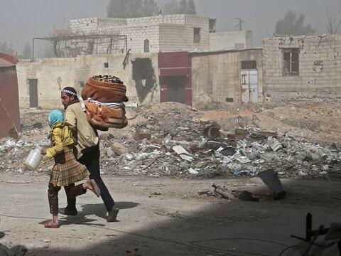 Siria: 270.000 desplazados desde ofensiva del régimen de Bashar al Asad 