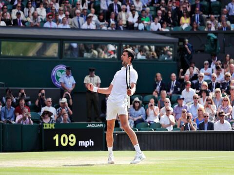 Djokovic termina con el sueño de Roberto Bautista y pasa a la final de Wimbledon