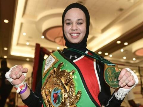 Se aprueba el hiyab como 'prenda de vestir' para boxeadoras