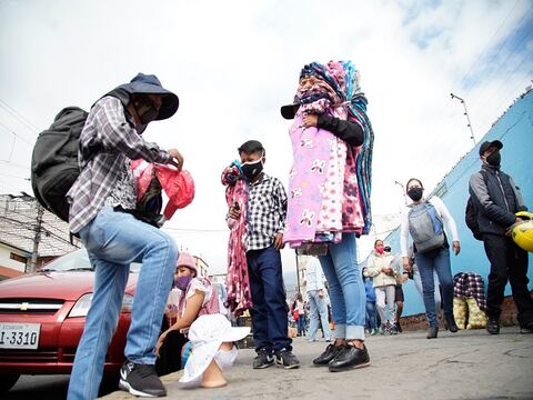 Gremios sugieren combatir  el COVID-19 en barrios para bajar contagios en Quito