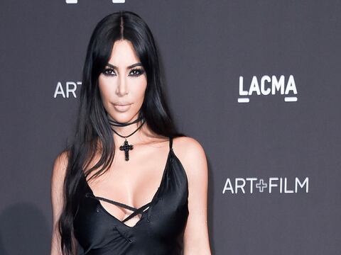 Kim Kardashian busca solución ante críticas por línea de ropa interior
