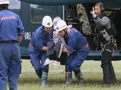 Lluvias provocan más de 30 muertos en Japón y la evacuación de unas 8000 personas en China