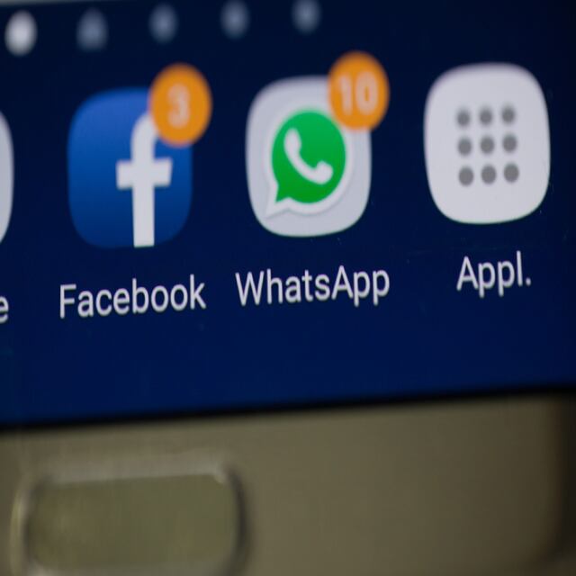 ¿Qué datos recopilan WhatsApp y Facebook sobre ti?