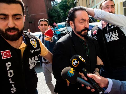 Detienen en Turquía al líder de una secta acusada de abusos sexuales