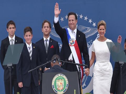 Varela jura como presidente de Panamá para el período 2014-2019